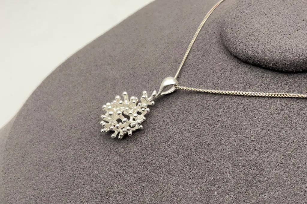 Ensemble corail — pendentif & bague — visuel 2